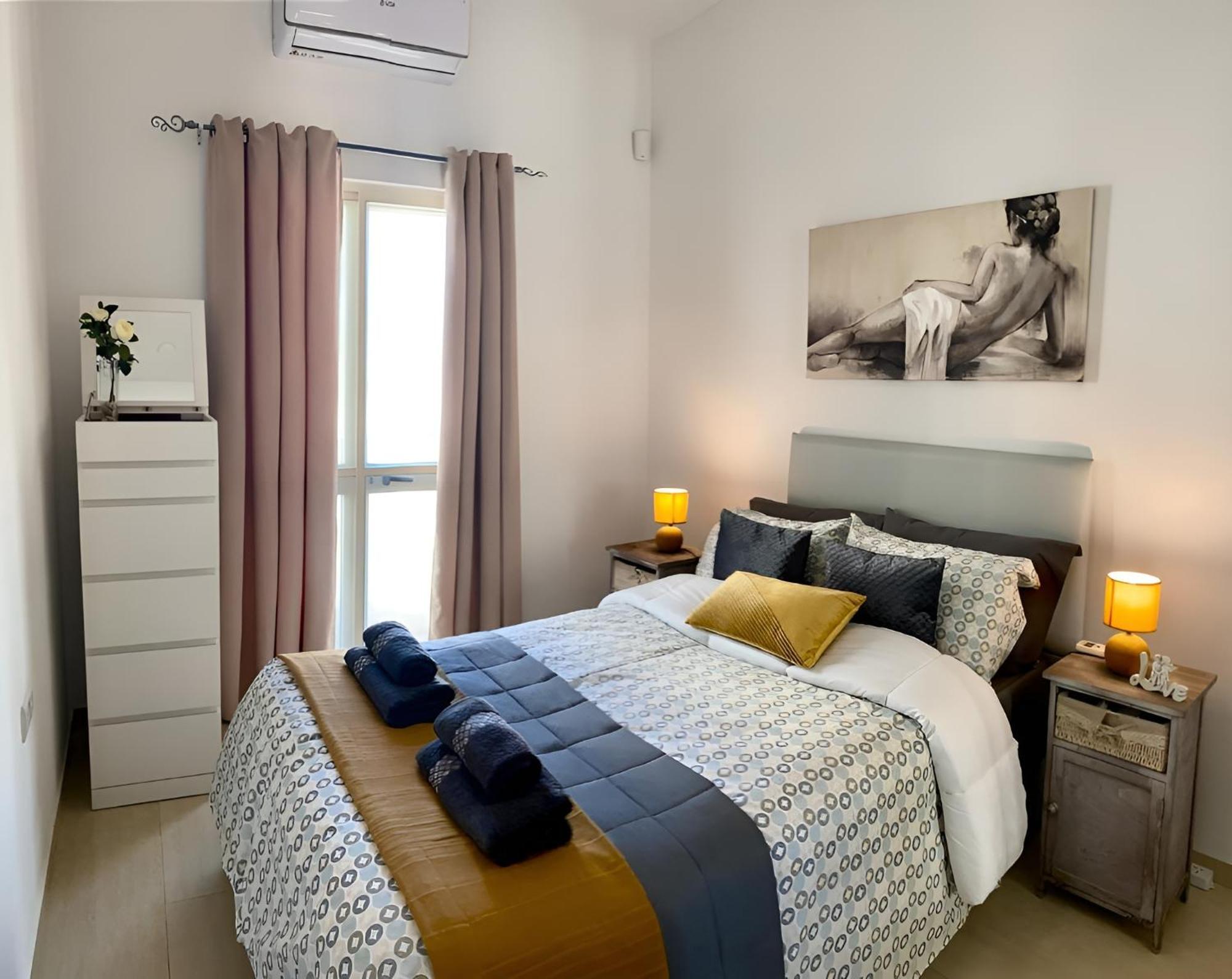Sliema Cosy Penthouse With Bbq Apartment ภายนอก รูปภาพ